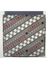 Autsuche Chess (1475) Used Metal Chess set + Board  (est 1970) Autsuche Chess (1475) Used Metal Chess set + Board  (est 1970)