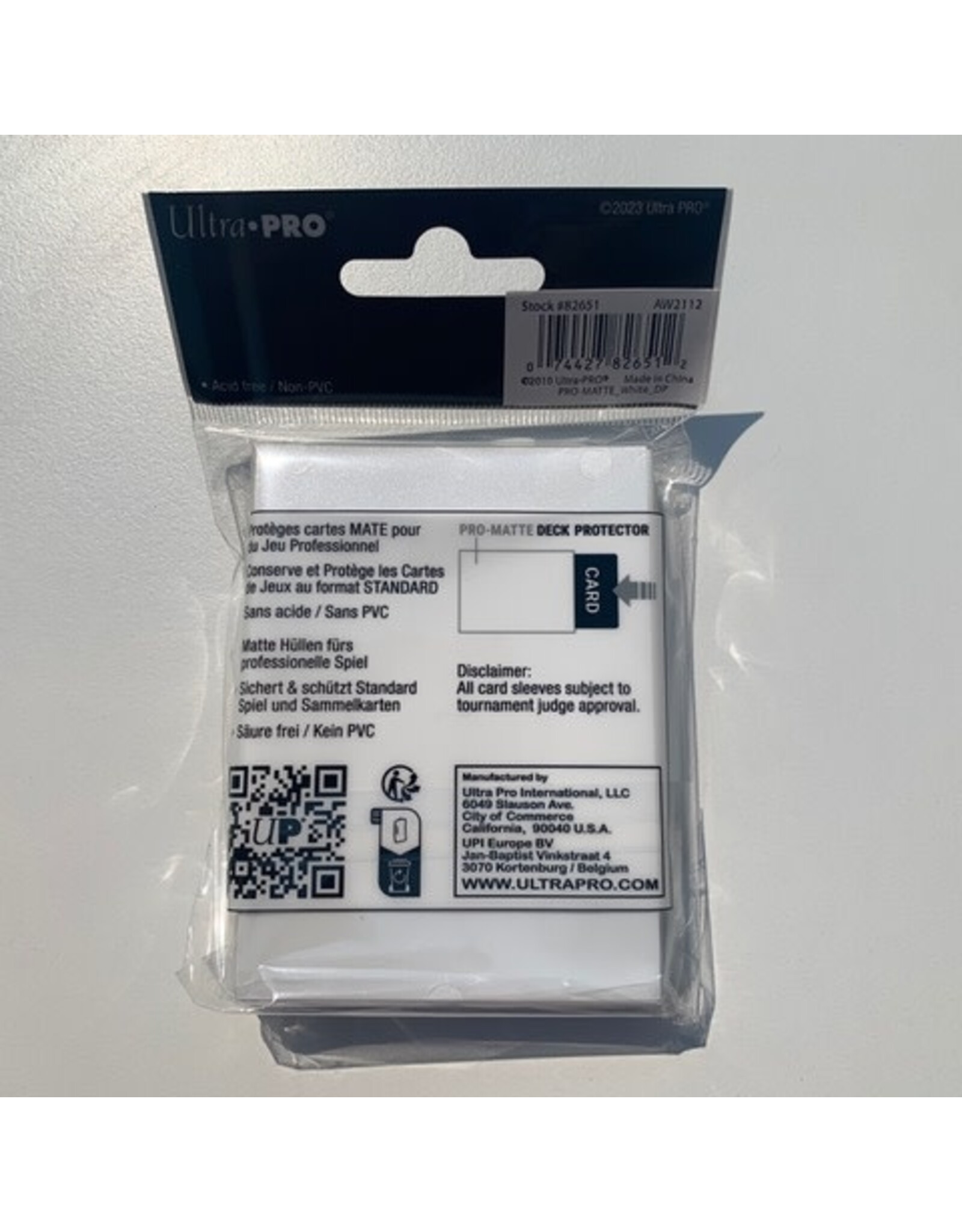 Ultra Pro PRO-Matte Standard Deck Protector Sleeves White (50ct)
