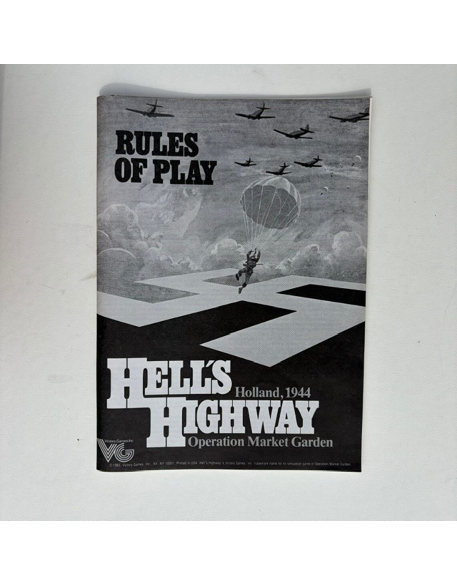Avalon Hill Game Company Hell's Highway: Operation Market Garden (1983) (USED) (Unpunched)
