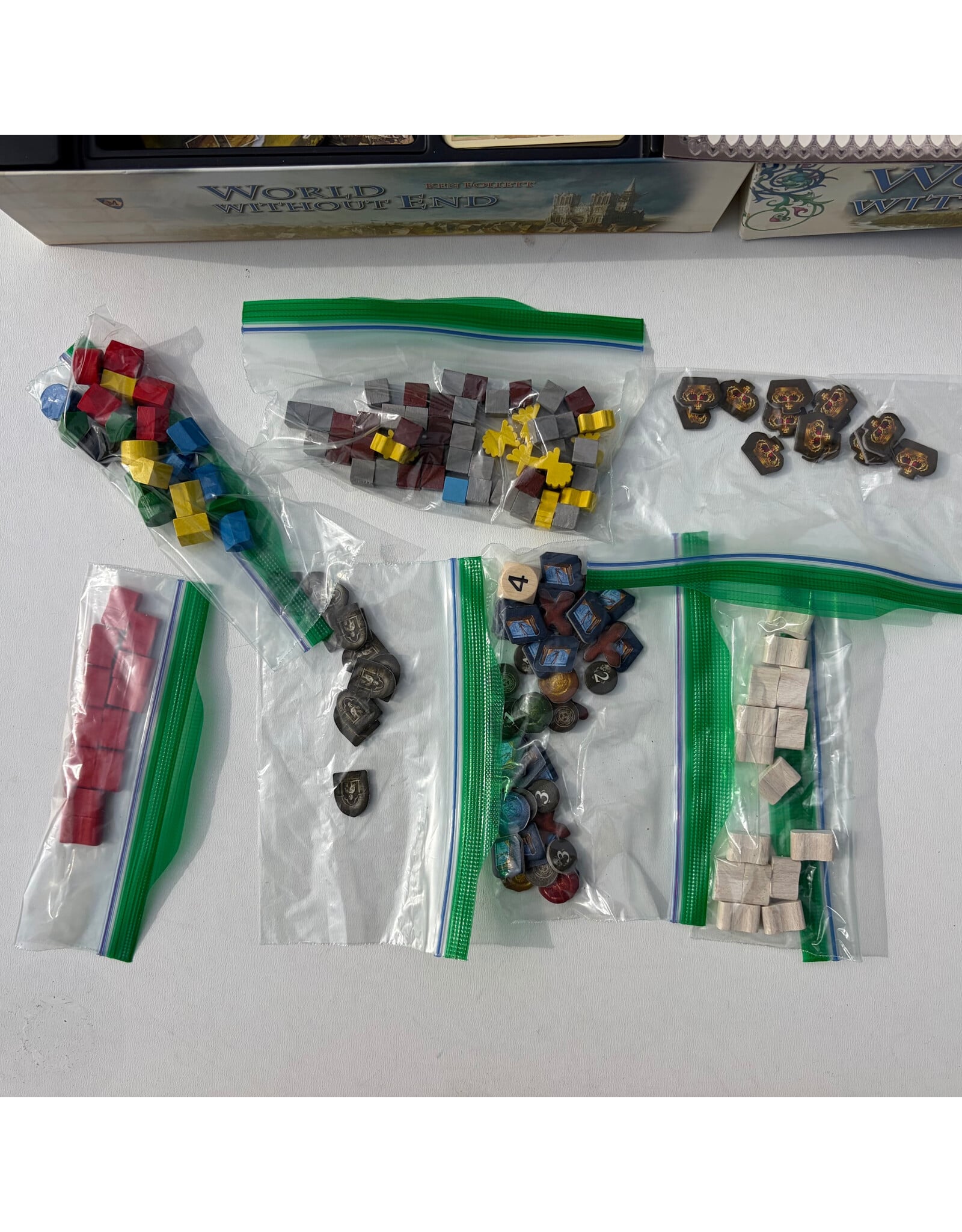 Kosmos / Mayfair Games World Without End (2009) (USED) (Missing Yellow Player Reference Cards)