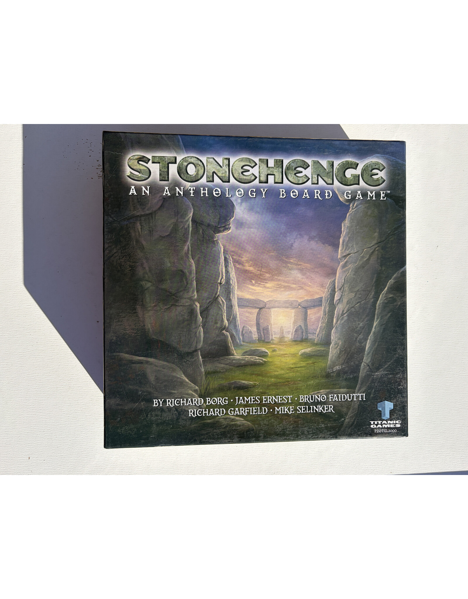TITANIC GAMES Stonehenge and anthology game (USED)