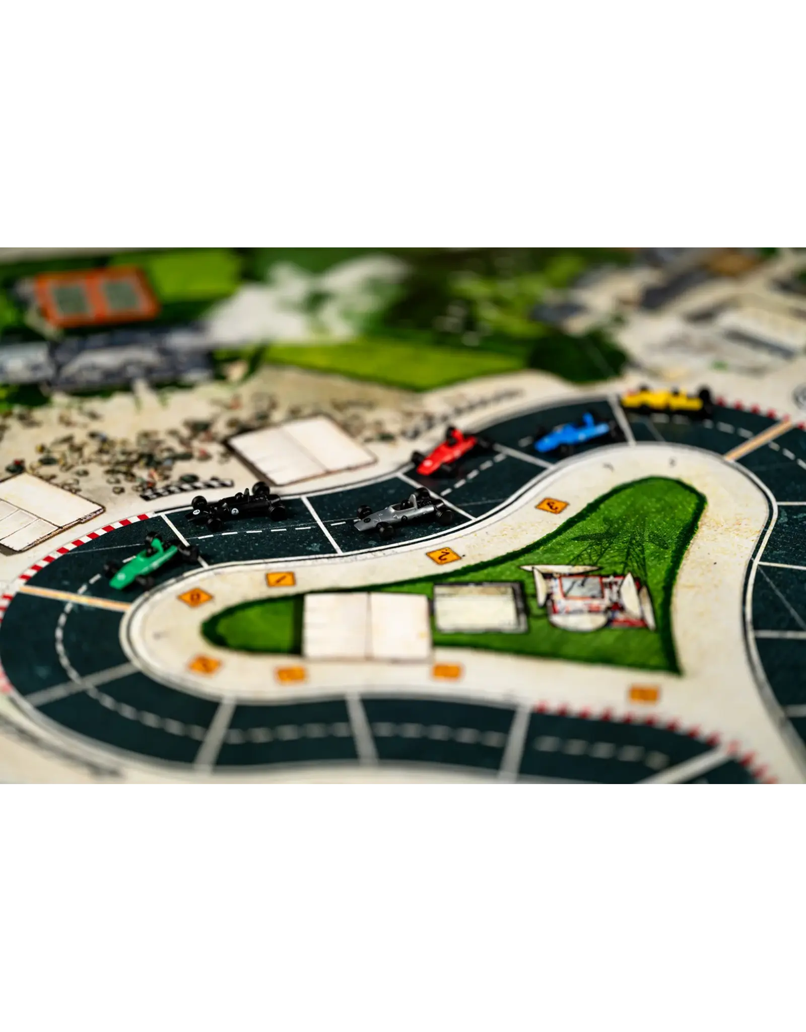Days of Wonder Heat: Pedal to the Metal (2022) Base Game + Heavy Rain + Rocky Roads + Tunnel Vision NIS Sleeves Included