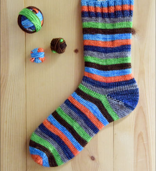 Knitterly Things Knitterly Things Vesper Classic Sock: Holidays on Prince Street