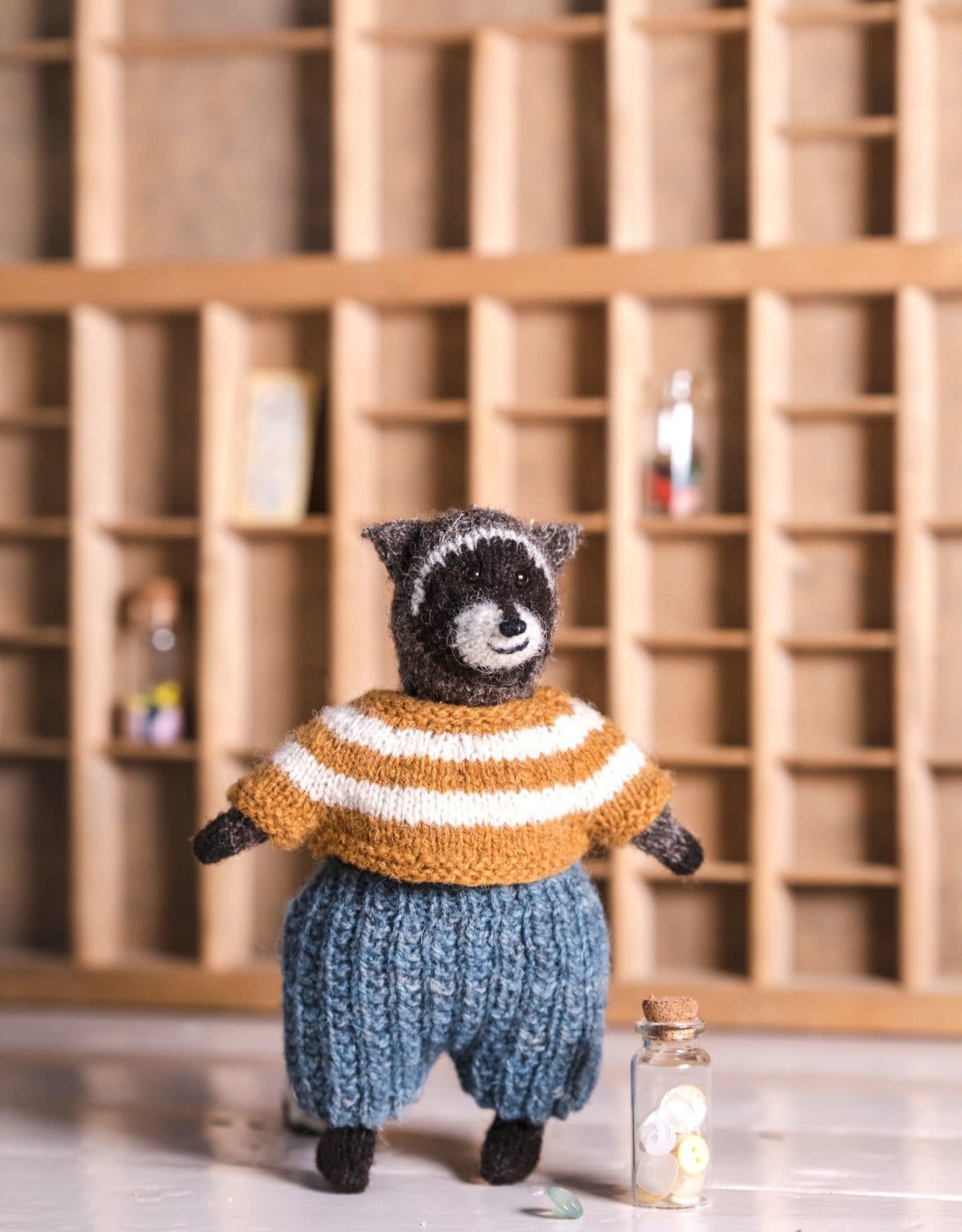 Laine Mouche & Friends: Seamless Toys to Knit and Love by Cinthia Vallet