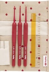 Tulip Etimo Red Crochet Hook w Cushion Grip Set