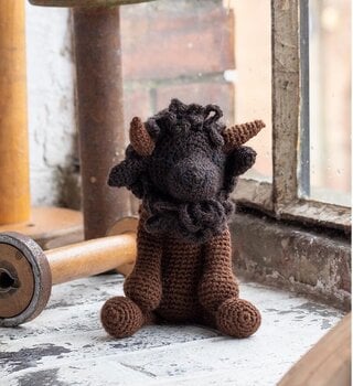 TOFT Toft Animal Crochet Kit- Isaac the Bison