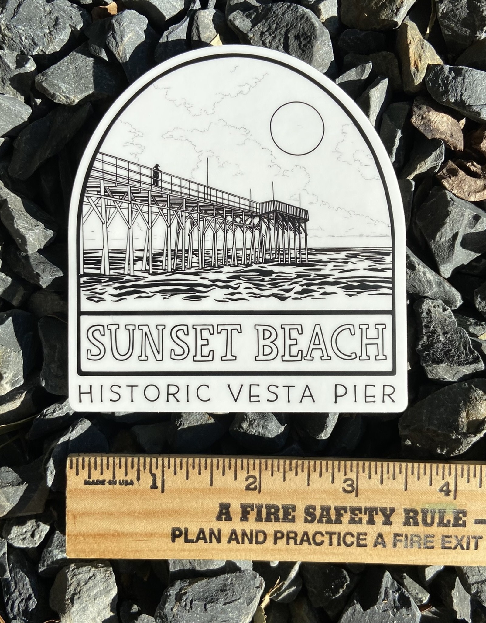 https://cdn.shoplightspeed.com/shops/640525/files/49209734/1600x2048x1/the-sunset-beach-pier-sticker-l-historic-vesta-pie.jpg