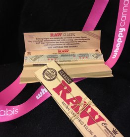 RAW RAW - Classic Kingsize Slim Rolling Papers With Tips