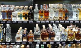 Ardbeg 17 Year Old The Legend Returns Committee Exclusive | 750ml