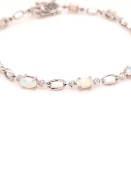 Opal (1.51 ctw) & diamond (0.16 ctw) bracelet 14k white gold