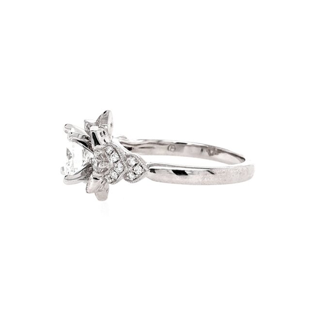 Diamond (0.36 ctw, cz ctr) flower style setting, 14k white gold 5.2 gr