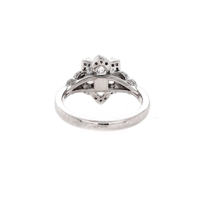 Diamond (0.36 ctw, cz ctr) flower style setting, 14k white gold 5.2 gr