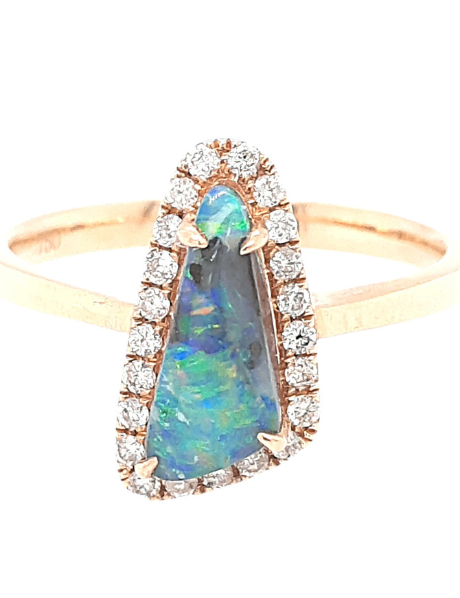 Opal doublet (1.1ct) & diamond (0.16) free form ring 18k yellow gold 3.1gr