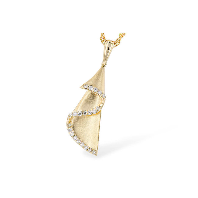 Diamond fancy swirl pendant with chain 14k yellow gold