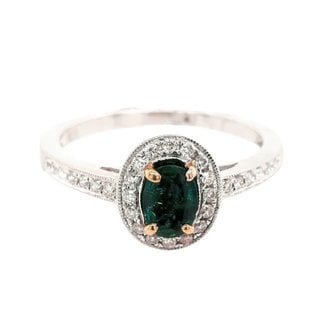 Emerald (0.37 ct) & diamond (0.19 ctw) oval halo ring 18k white gold 3.4 gr