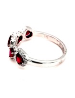 Ruby (0.90ctw) diamond (0.24ctw) band ring, 14k white gold