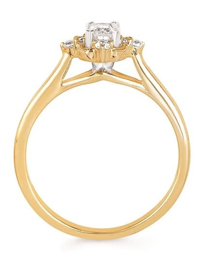 Diamond Emerald cut bridal setting 14k yellow gold