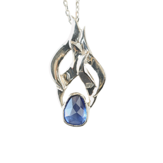 TQ Original blue sapphire custom pendant 14k white gold 2gr