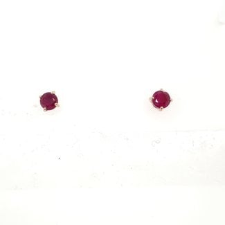 Ruby (0.61 ctw) round stud earrings 14k yellow gold