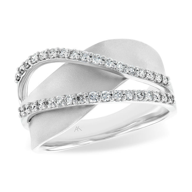 Diamond Crossover Ring (0.38 ctw)
