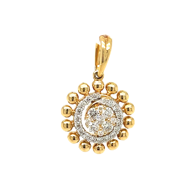 Diamond (0.34ctw) round cluster pendant 18k yellow gold