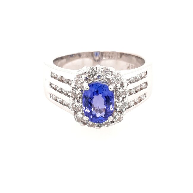 Tanzanite (1 ct) & diamond ring 18k white gold 8.6 gr