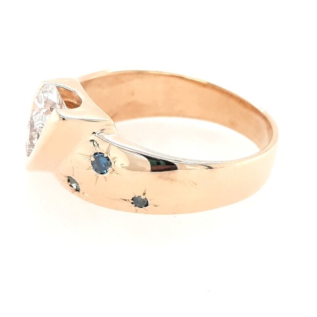 TQ original white & blue diamond (1.4 ctw) journey ring 18k yellow gold 9.3 gr