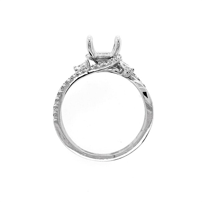 Diamond (0.30ctw) swirl w/baguette setting, 14k white gold 2.9 gr