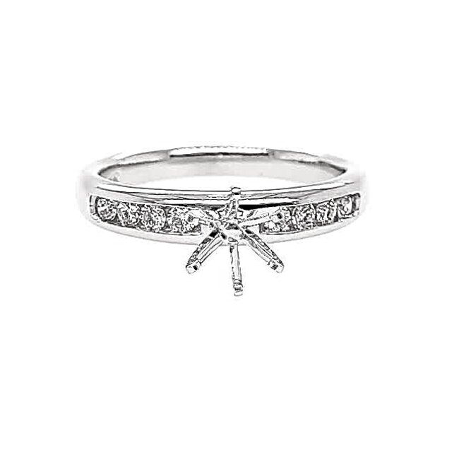 Diamond (0.20 ctw) channel set engagement setting, 14kt  white gold 3.0 gr