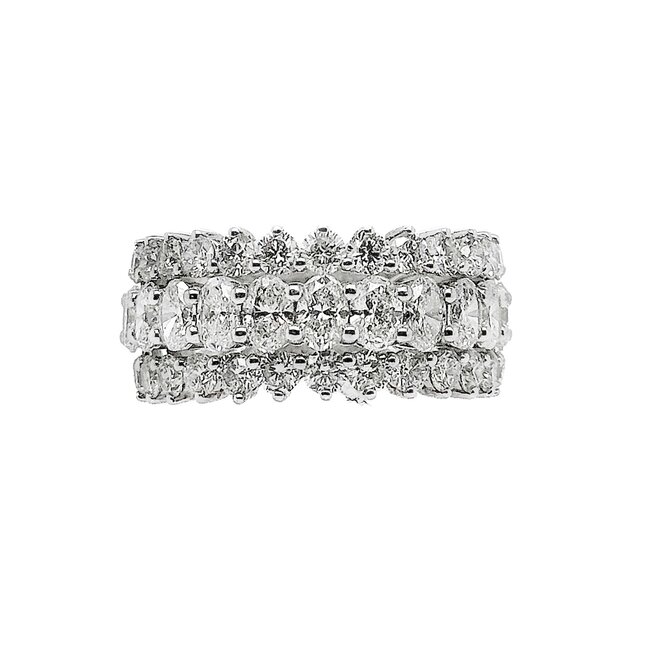 Diamond (4.11 ctw) 3-row band 14k white gold 9.7 gr