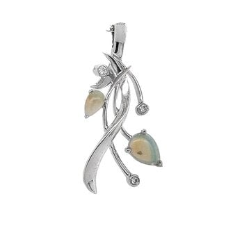 TQ Original opal "Embrace" pendant, sterling silver