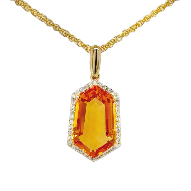 Citrine (3.66 ct) & diamond (0.14 ctw) pendant, 14k yellow gold