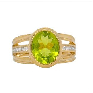 Peridot (4 ct) & diamond (0.13 ctw) oval bezel ring 14k yellow gold