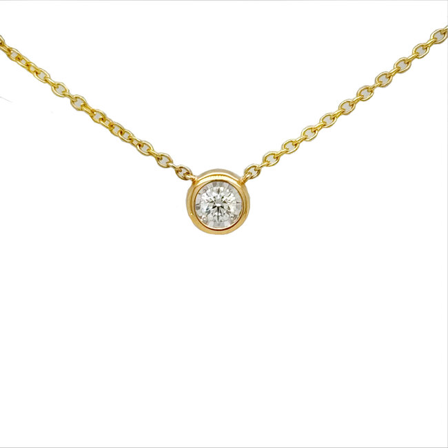 Diamond (0.15ct) bezel set pendant, 14k yellow gold
