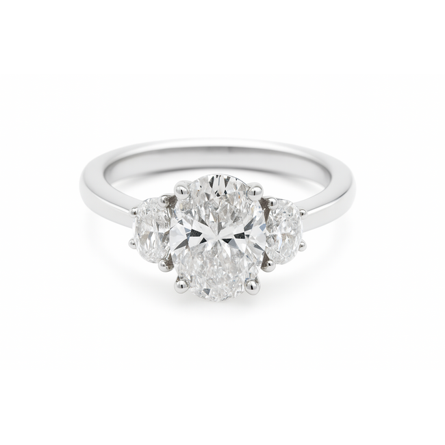 LAB GROWN diamond (1.5ctr/2.0ctw) oval 3 stone ring 14k white gold 3.8 gr
