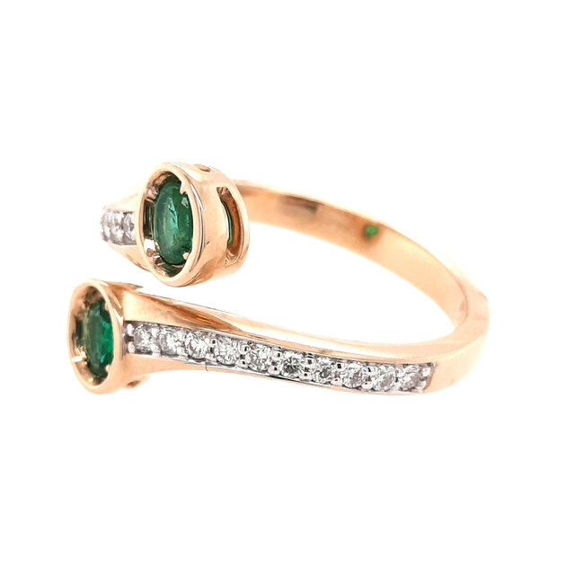 Emerald (0.28 ctw) & diamond (0.22 ctw) bypass ring 14k yellow gold 4.6 gr