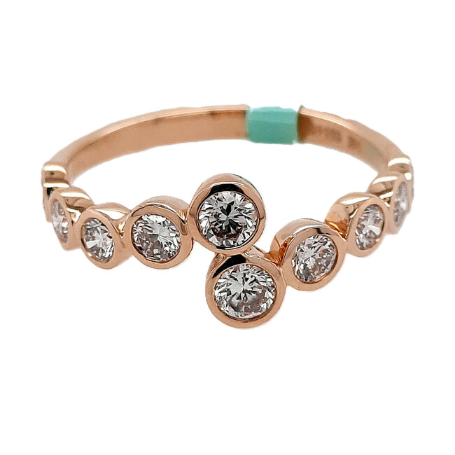 LAB GROWN Diamond (0.76 ctw) graduated bezel set ring 14k yellow gol 2.3 gr