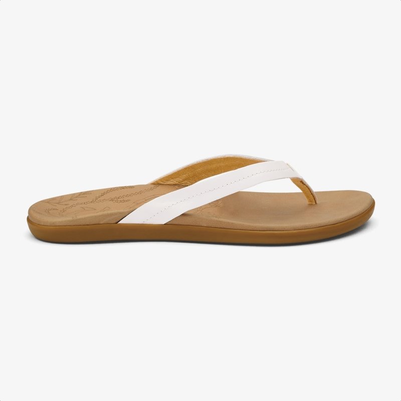 OluKai Honu Women's Leather Sandals Bright White / Golden Sand