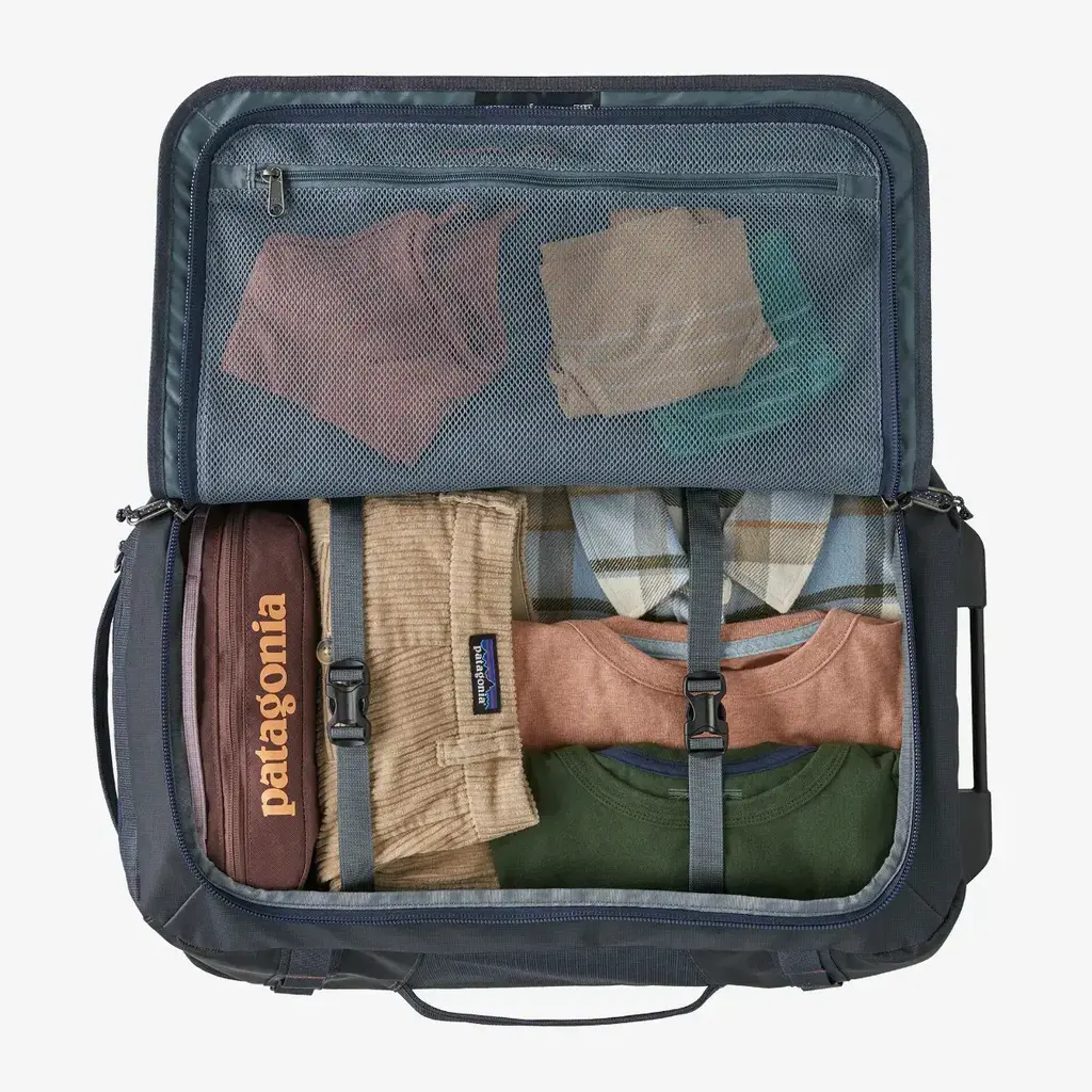 Patagonia Patagonia Black Hole Wheeled Duffel Bag 70L