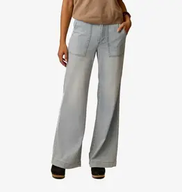 Carve Designs Farrah Lightweight Denim Wide Leg Savannah
