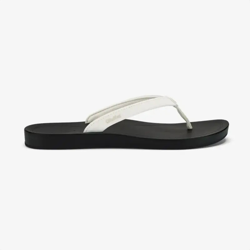 OluKai 'Uiki Women's Beach Sandals Bright White / Lava Rock