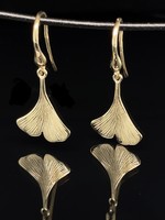 14KT  Small Ginko Leaf Earrings