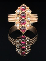 THE CAROLINE Garnet & Pearl RING