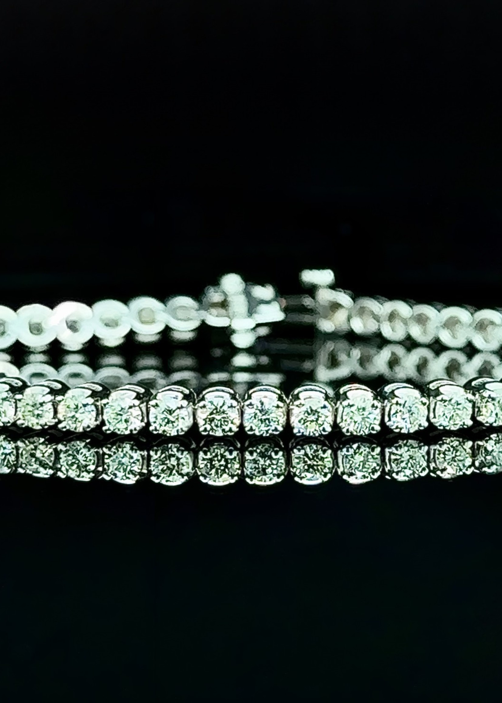 14 K WG Diamond  Tennis Bracelet 4.35 carats TW