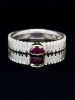 Grape Garnet w 14K YG Bezel Sterling Silver Ring w Texture