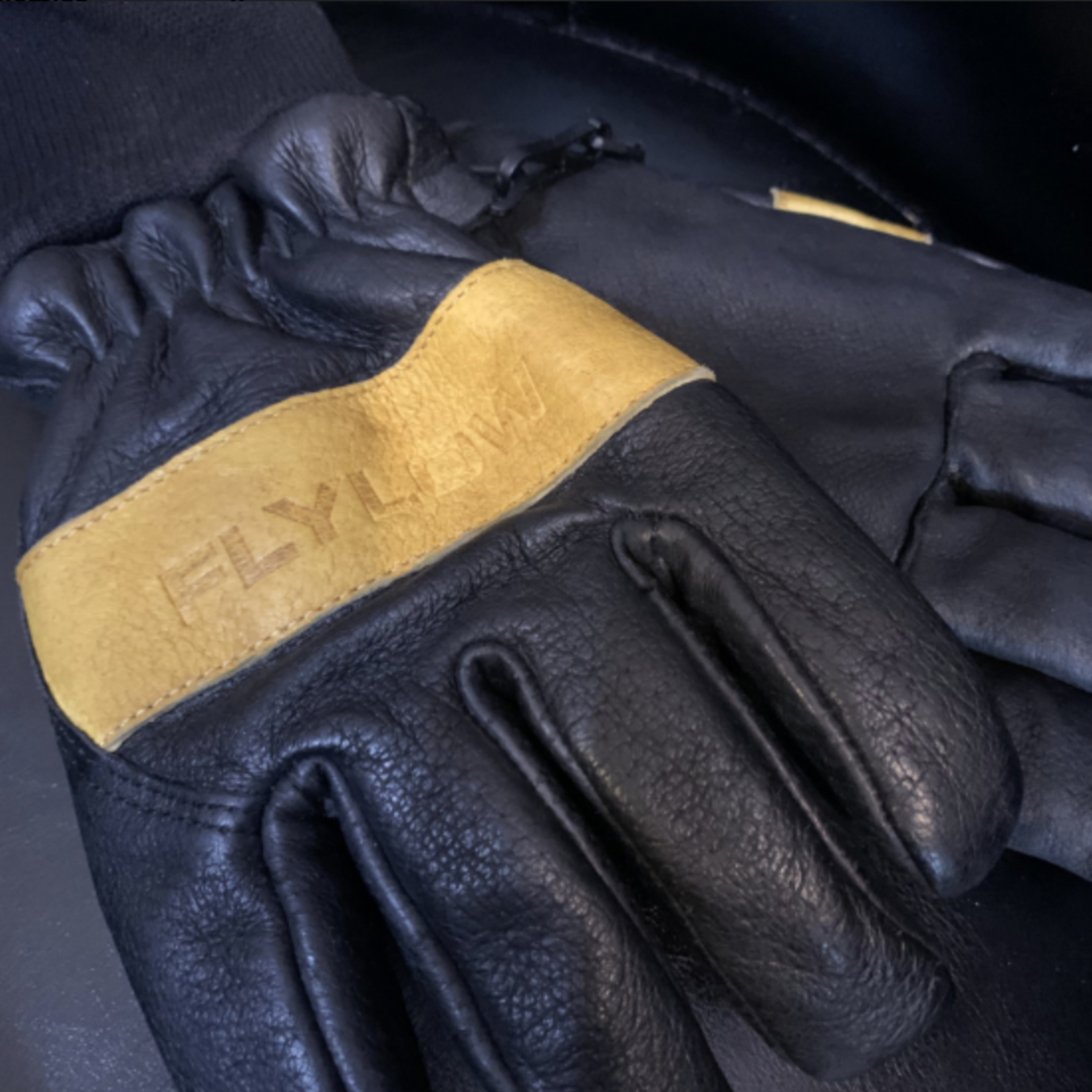 FlyLow Flylow Ridge Glove Cuff