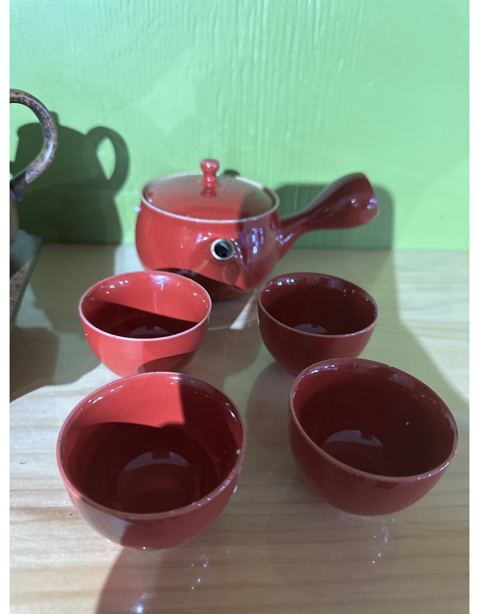 Théière en porcelaine Kyusu (230ml) - Rouge (avec 4ts)