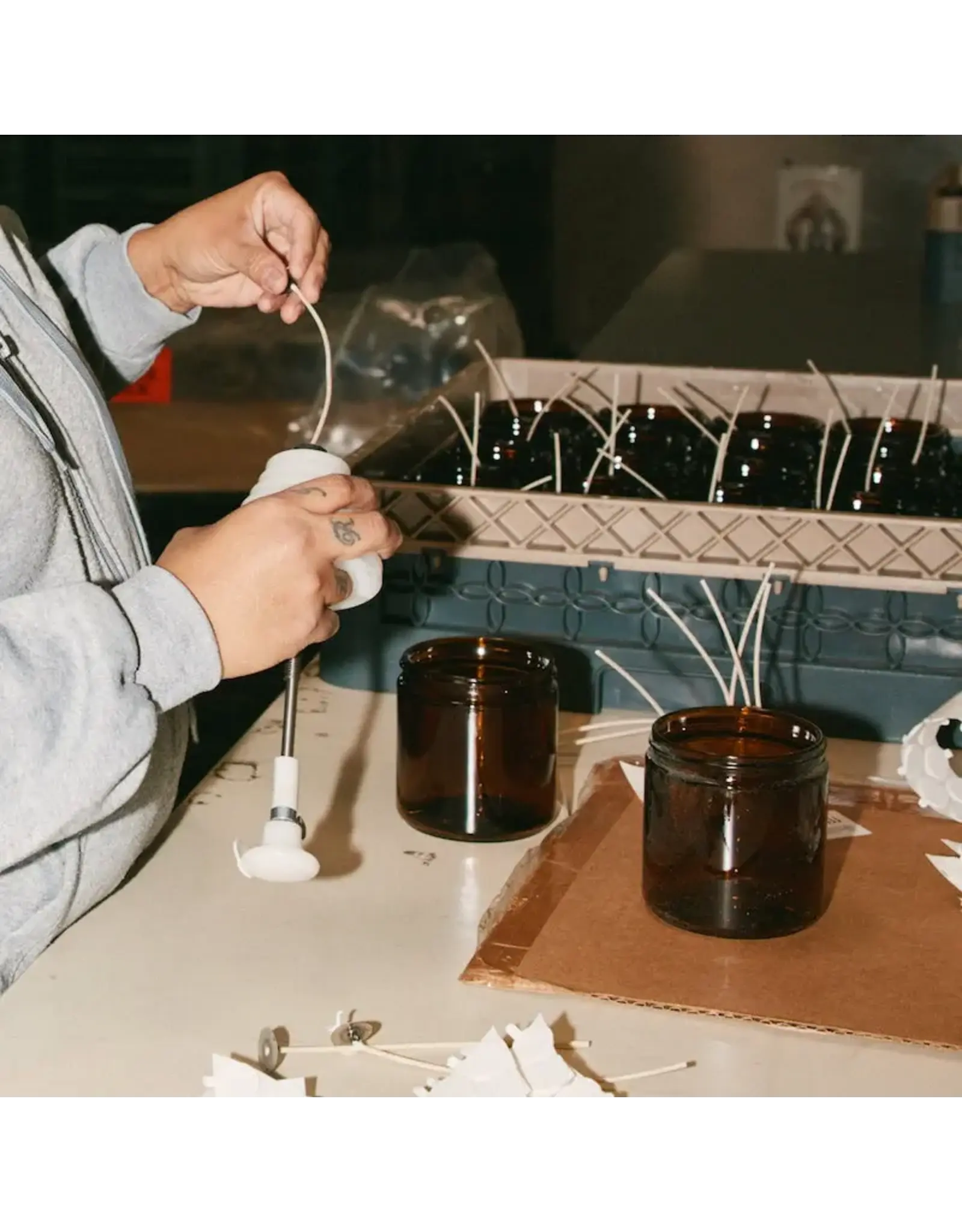 Amber & Moss - 12.5oz Candle