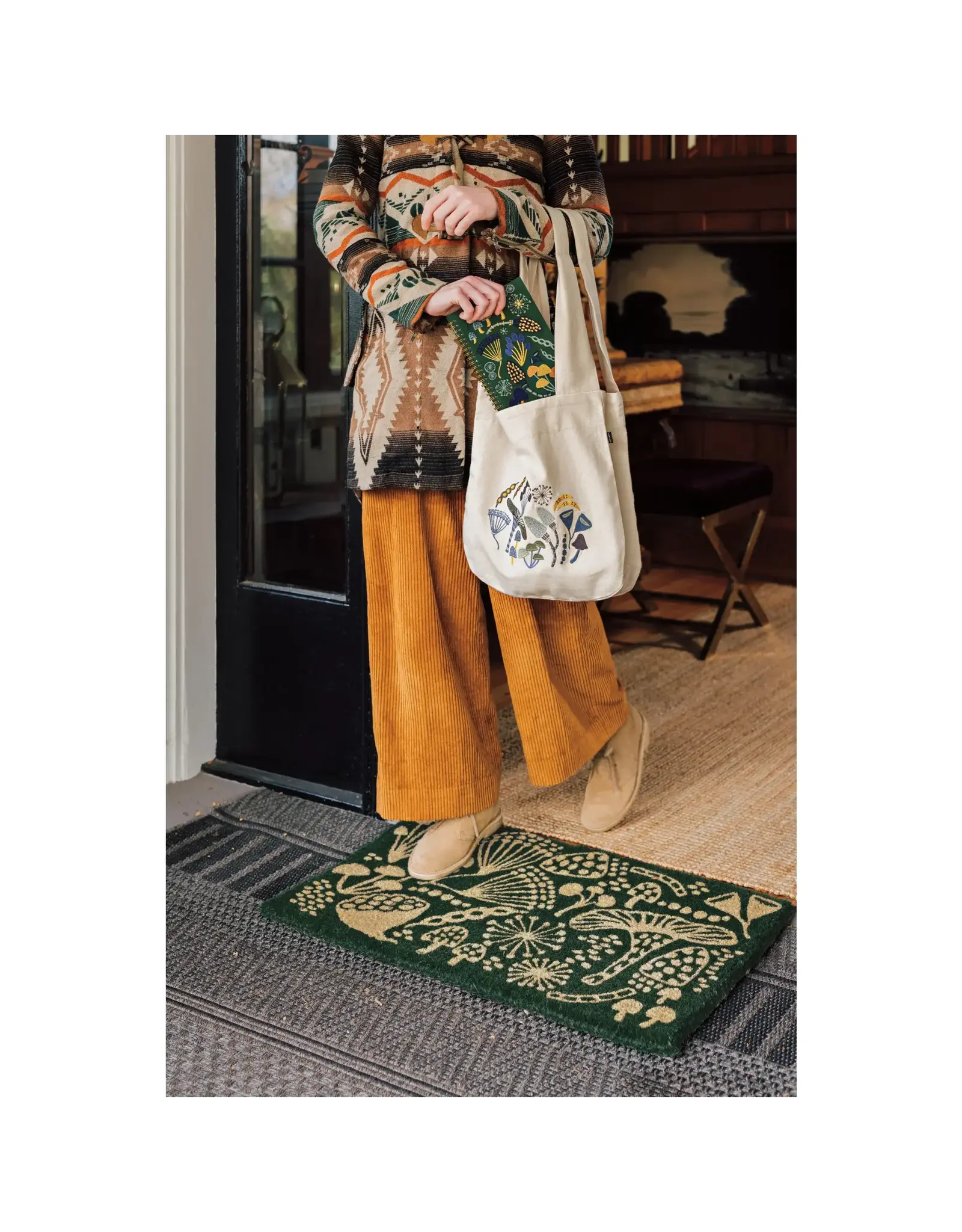 To & Fro Tote - Wildgrove