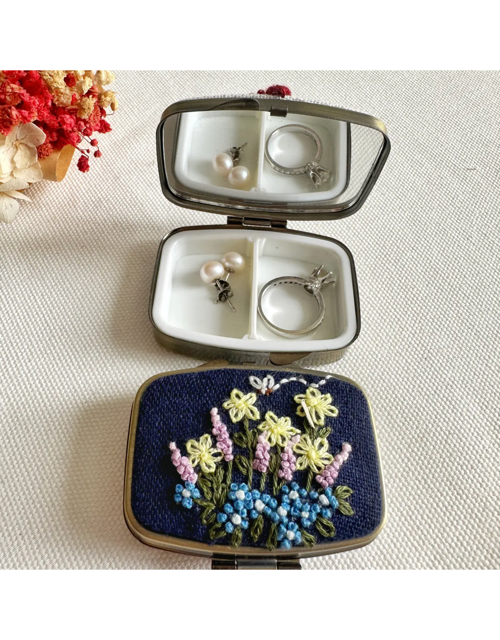 Quince Fables Floral Mini Jewelry Box - Flower Garden
